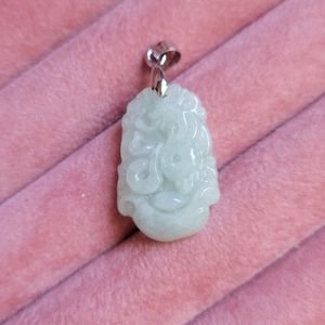 Brand new Jade stone zodiac   Snake